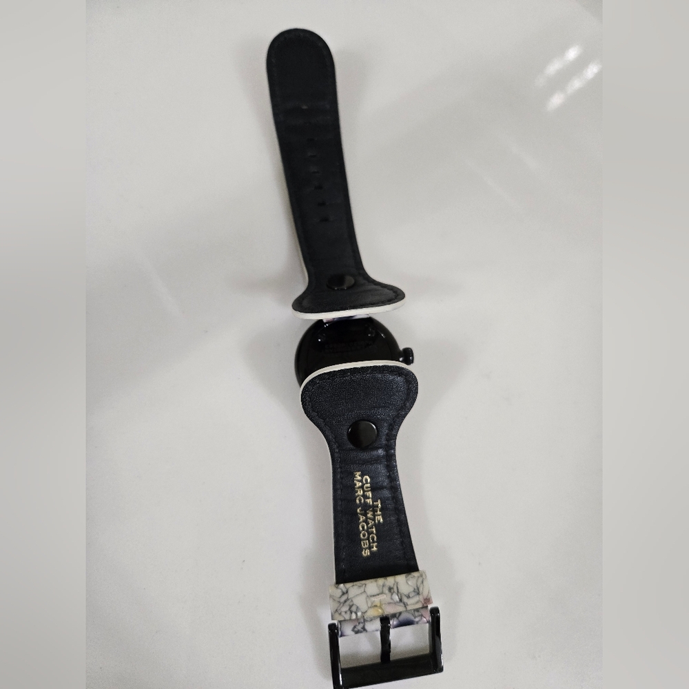 Marc Jacobs Marble Pattern Cuff Watch - image 4